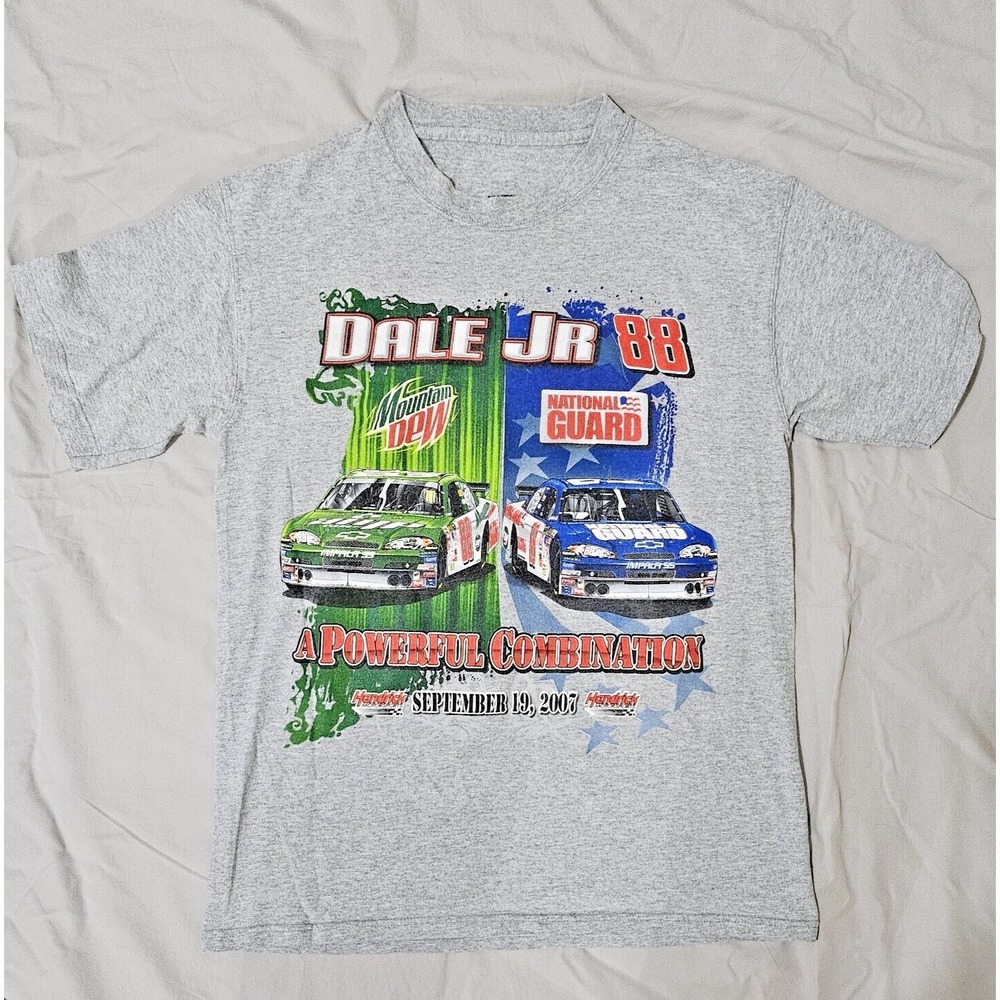 2007 NASCAR Dale Earnhardt Jr Mountain Dew Racing #88 T-Shirt Size Medium